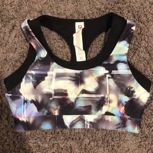 Fabletics Sports/Athletic Bra